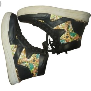Aldo jumpstreet Black high top sneakers athletic Shoes 9 status print gold green